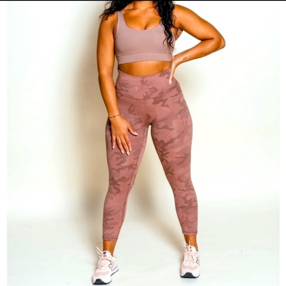 P’tula Brown Camo  High Rise Extreme Stretch Comfort Leggings Sz S